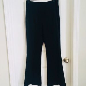 MOTHERHOOD maternity black sweatpants size medium